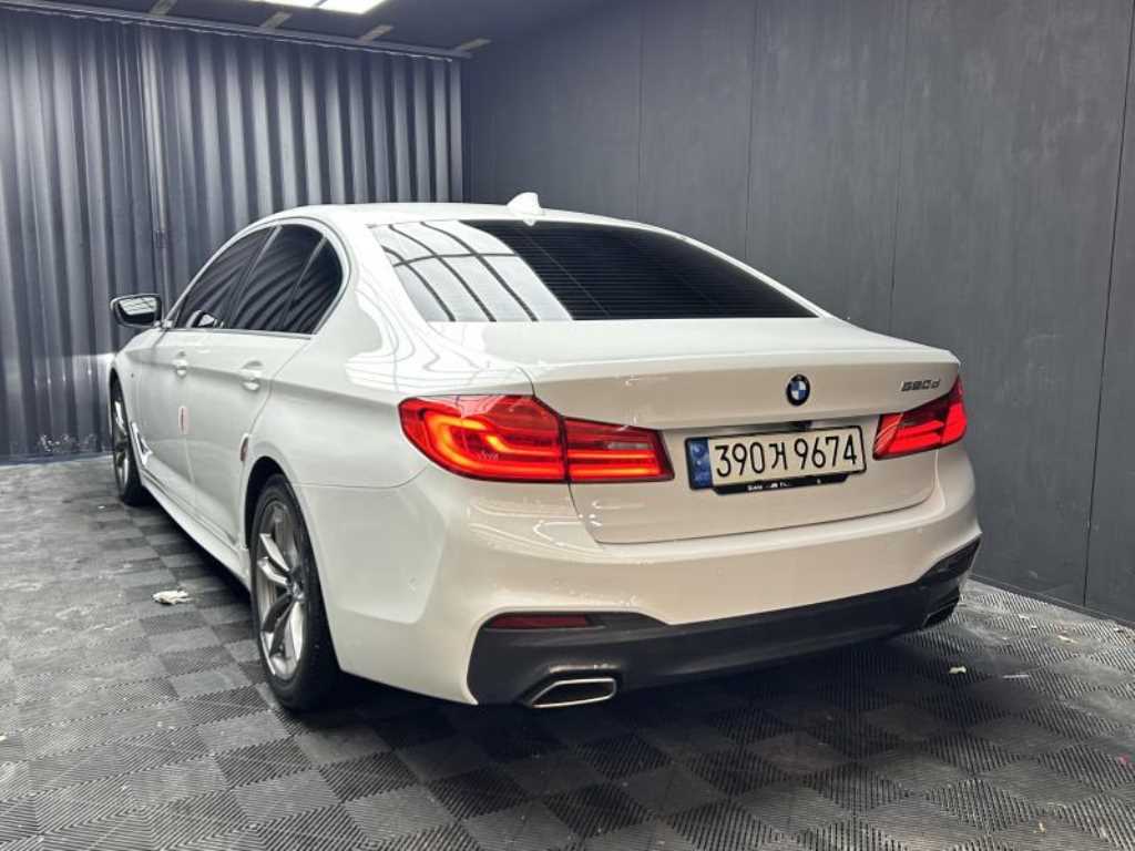 BMW 5 Series - Vista 2