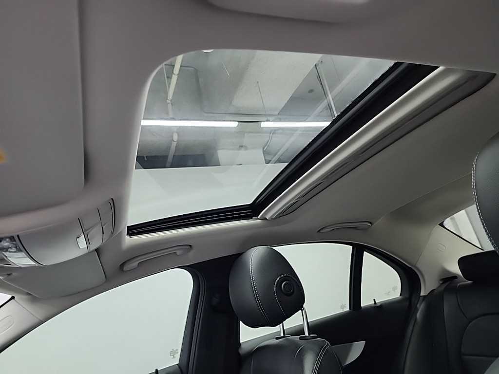 Mercedes Benz C Class 2017 Blanco - Importación desde Corea - HF Imports Iquique - Foto 14