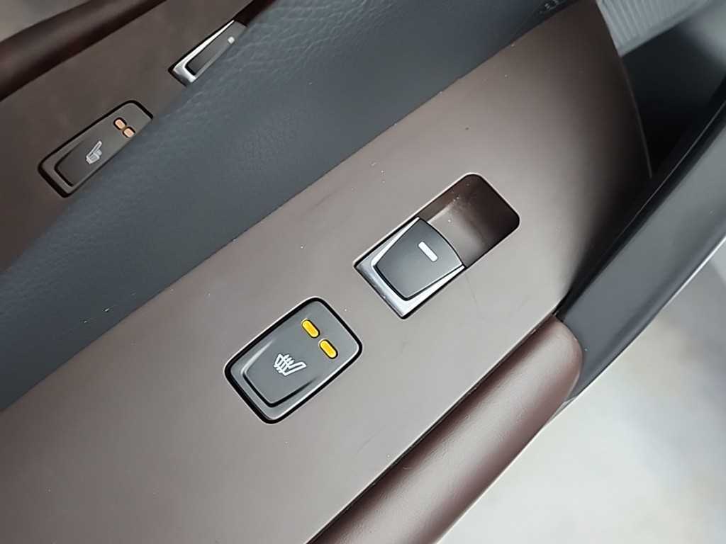 HYUNDAI Grandeur 2017 Plateado - Importación desde Corea - HF Imports Iquique - Foto 13