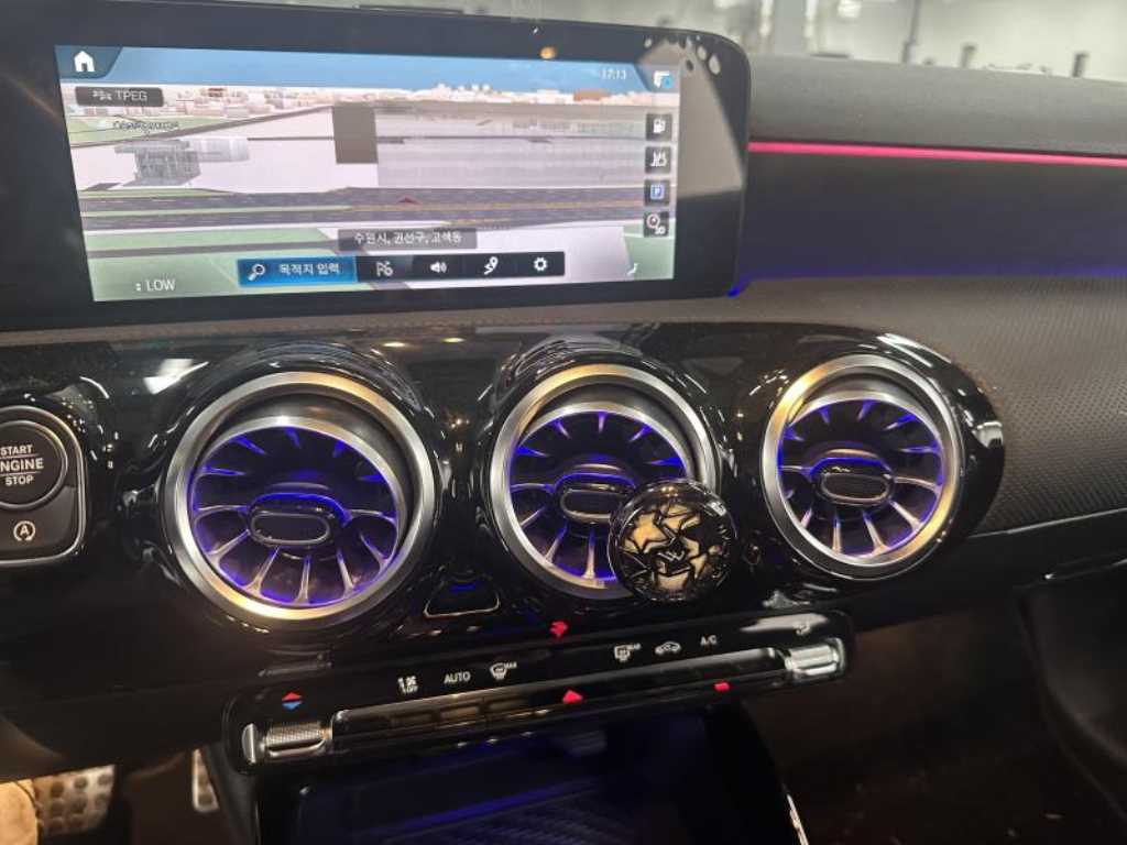 Mercedes Benz A Class - Vista 11