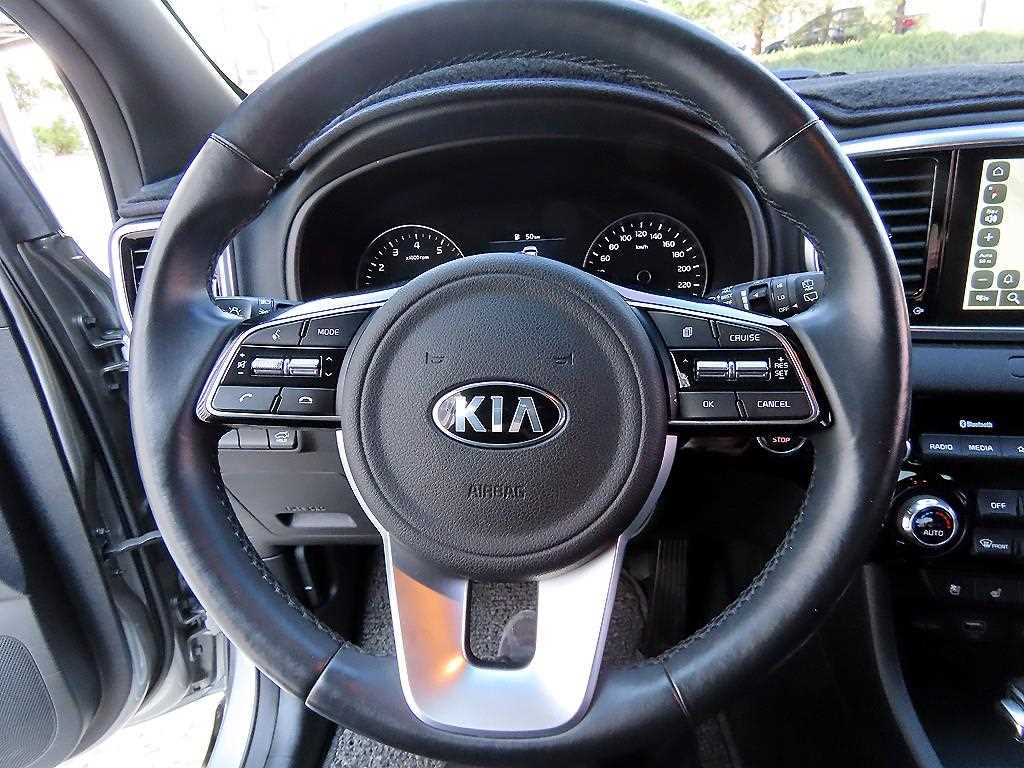 KIA Sportage - Vista 8