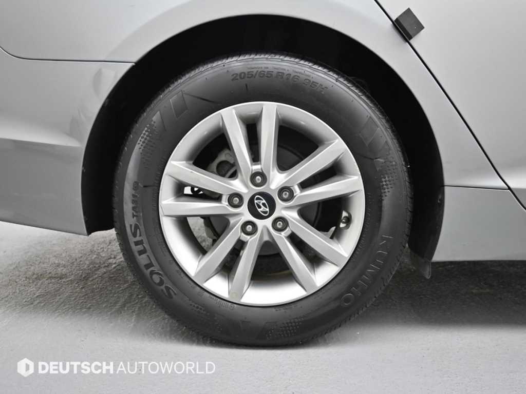 HYUNDAI Sonata - Vista 5