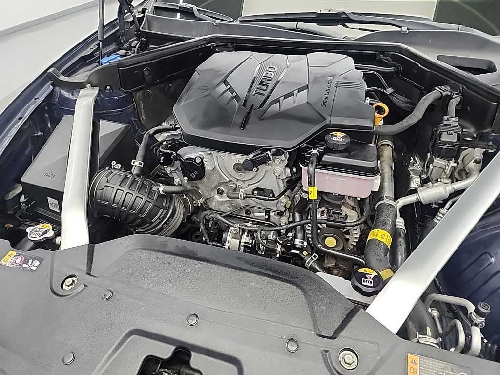 KIA Stinger - Vista 5