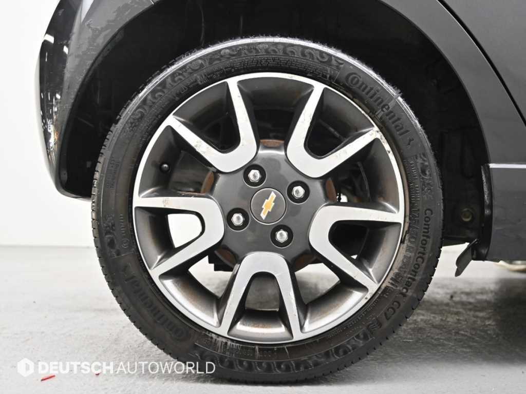 Chevrolet Spark - Vista 5