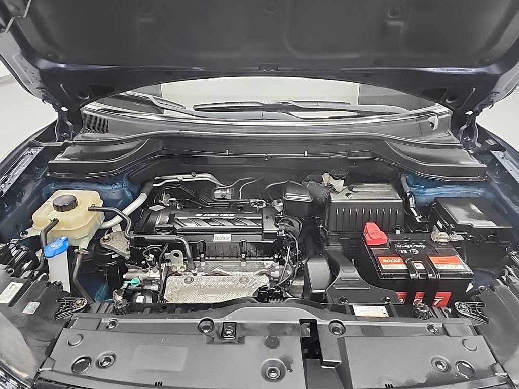 Ssangyong Tivoli - Vista 5