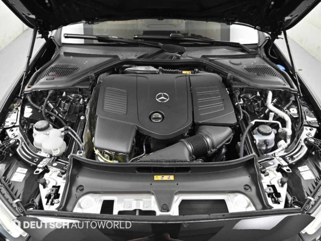 Mercedes Benz E class - Vista 6