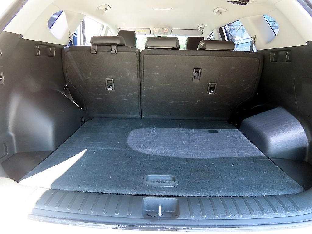 HYUNDAI Tucson 2017 Blanco - Importación desde Corea - HF Imports Iquique - Foto 18