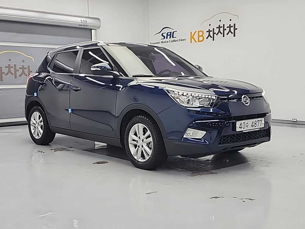 Ssangyong Tivoli - Vista 4