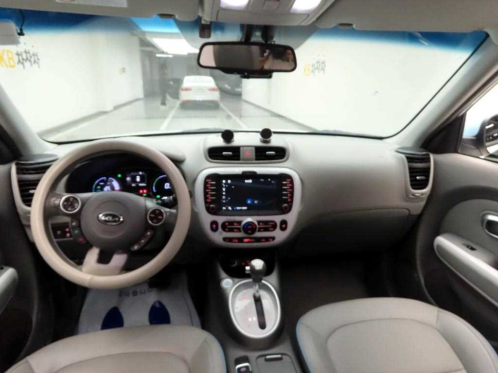 KIA Soul - Vista 6