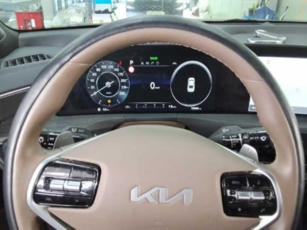 KIA K8 - Vista 3