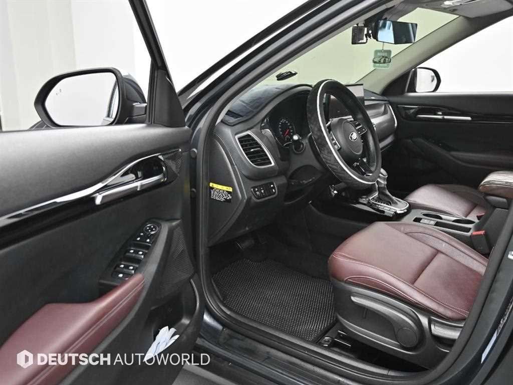 KIA Seltos - Vista 9