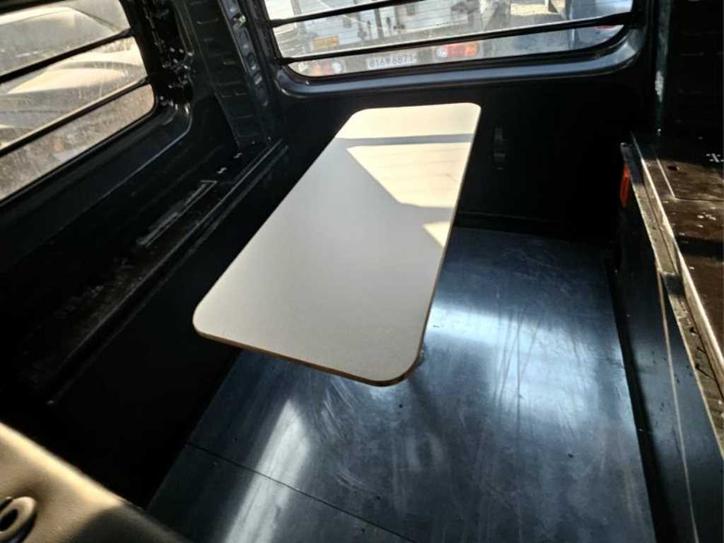 HYUNDAI Staria - Vista 2