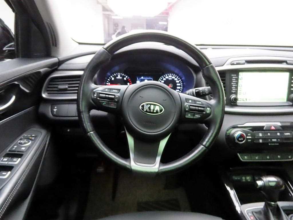 KIA Sorento - Vista 7