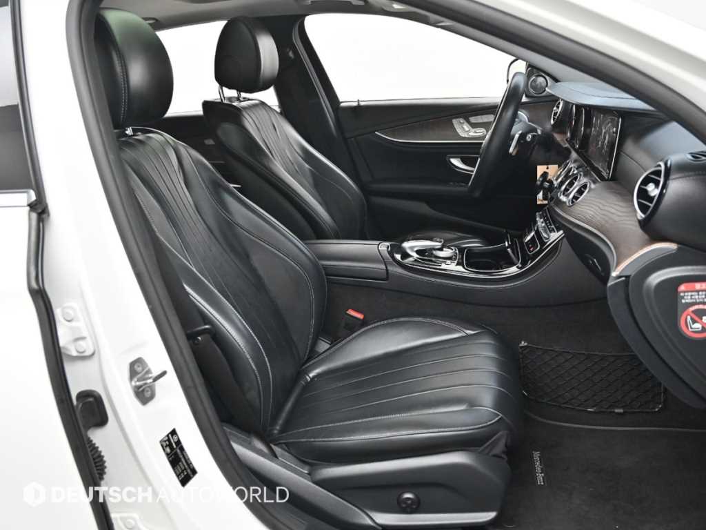 Mercedes Benz E class - Vista 10