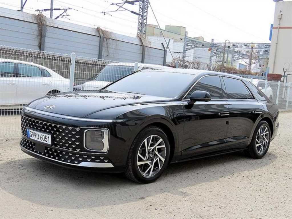 HYUNDAI Grandeur - Vista 2