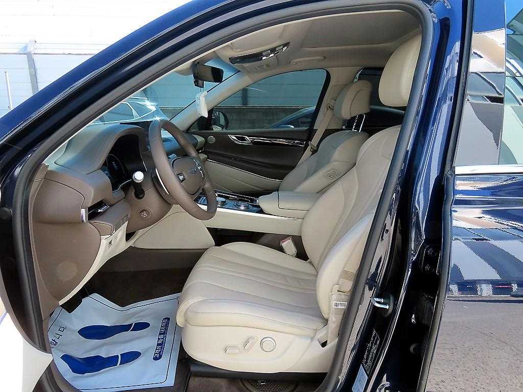 Genesis GV80 - Vista 5