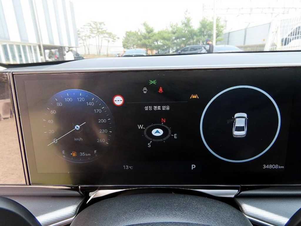 HYUNDAI Grandeur - Vista 9