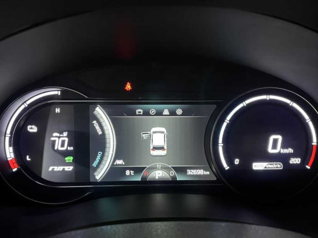 KIA Niro - Vista 8