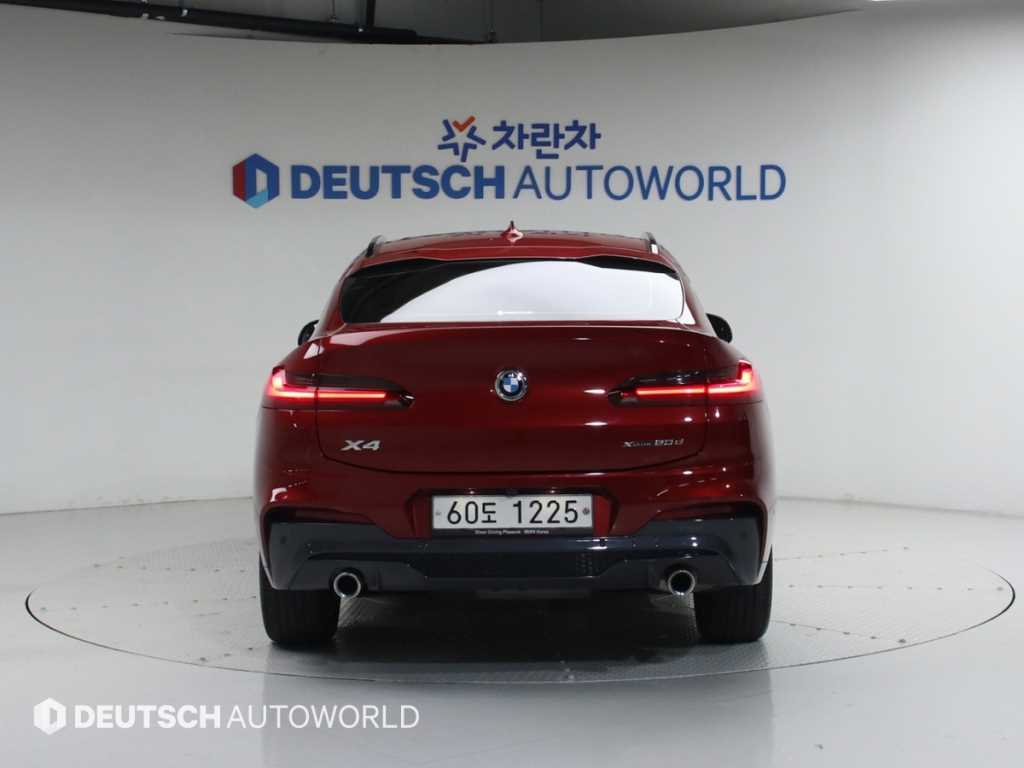 BMW X4 - Vista 4