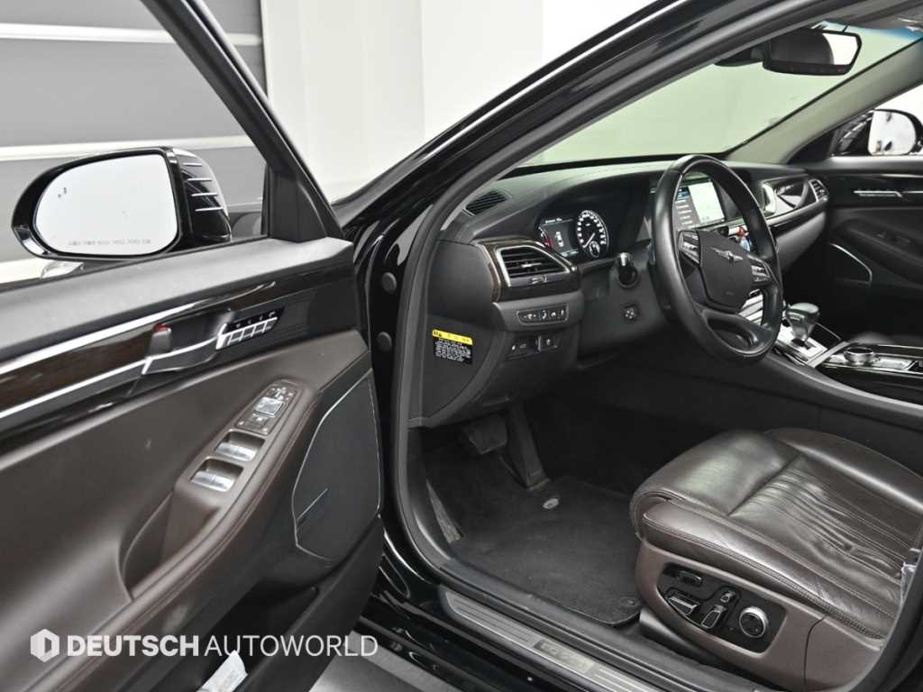 Genesis EQ900 - Vista 11