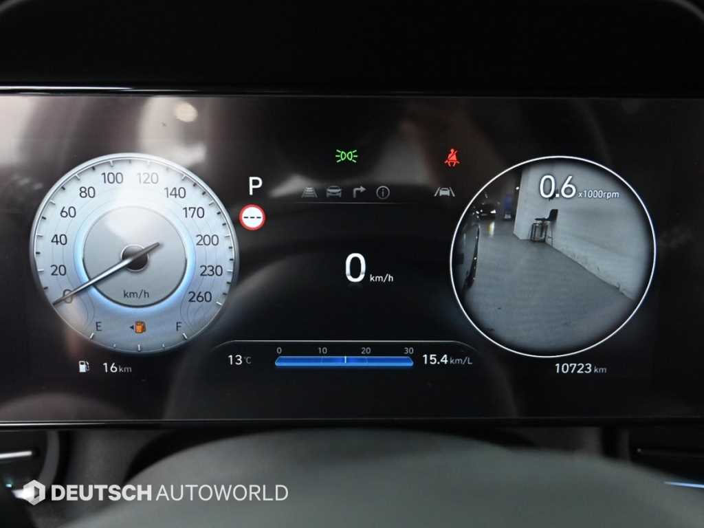 HYUNDAI Avante - Vista 8