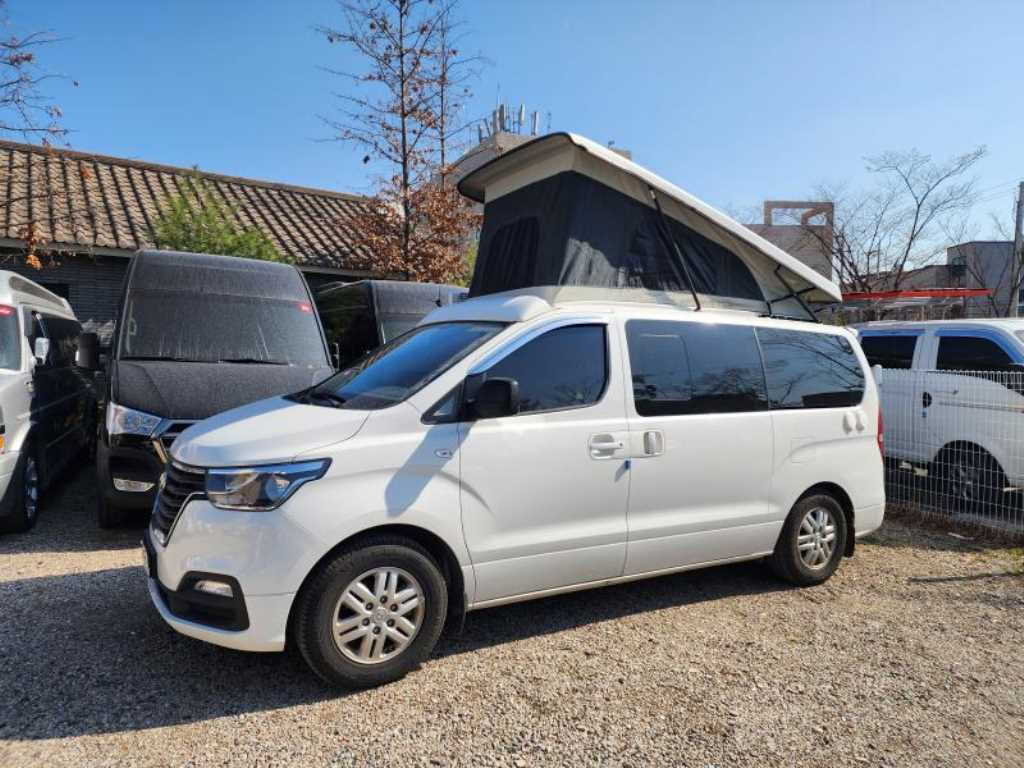 HYUNDAI Starex 2020 Blanco - Importación desde Corea - HF Imports Iquique - Foto 1