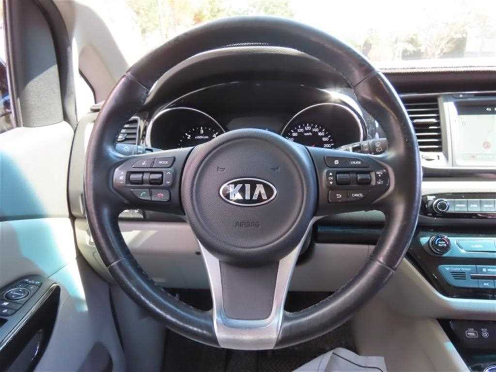 KIA Carnival 2016 - Importación desde Corea - HF Imports Iquique - Foto 16