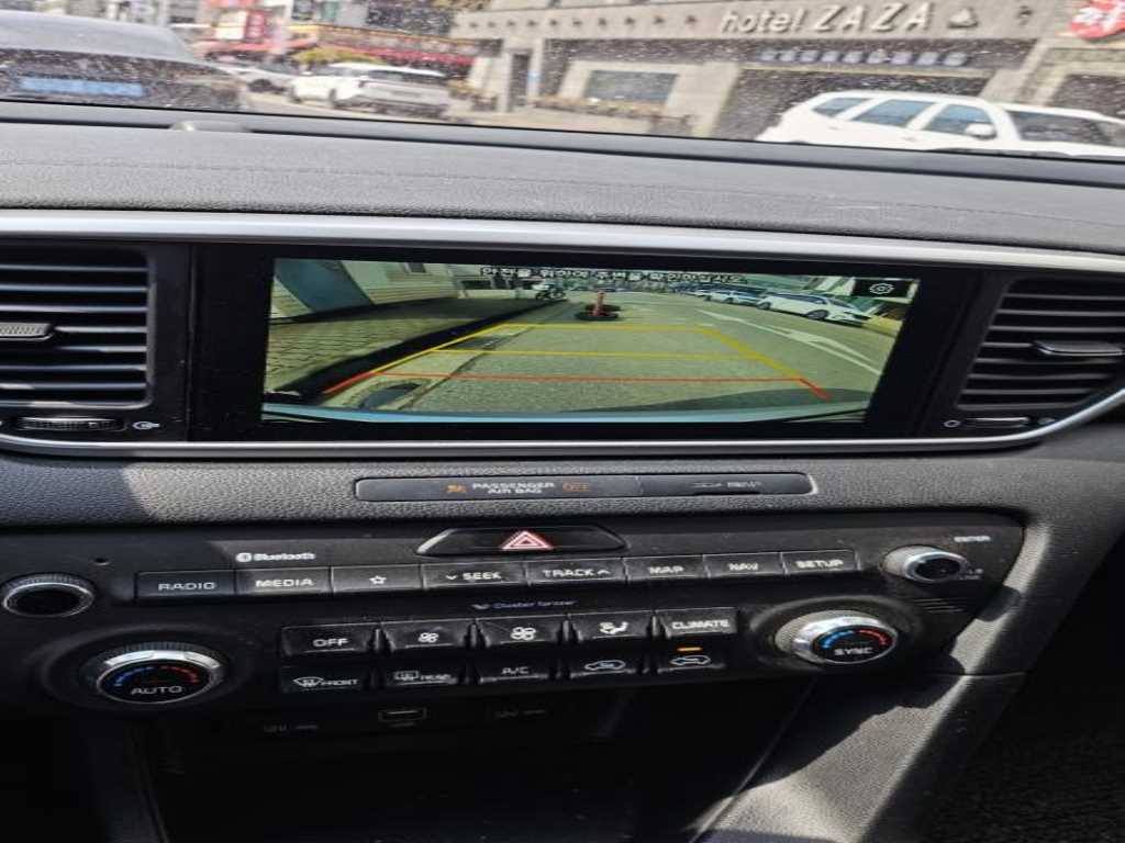 KIA Sportage - Vista 5