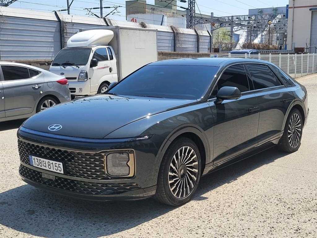 HYUNDAI Grandeur - Vista 4