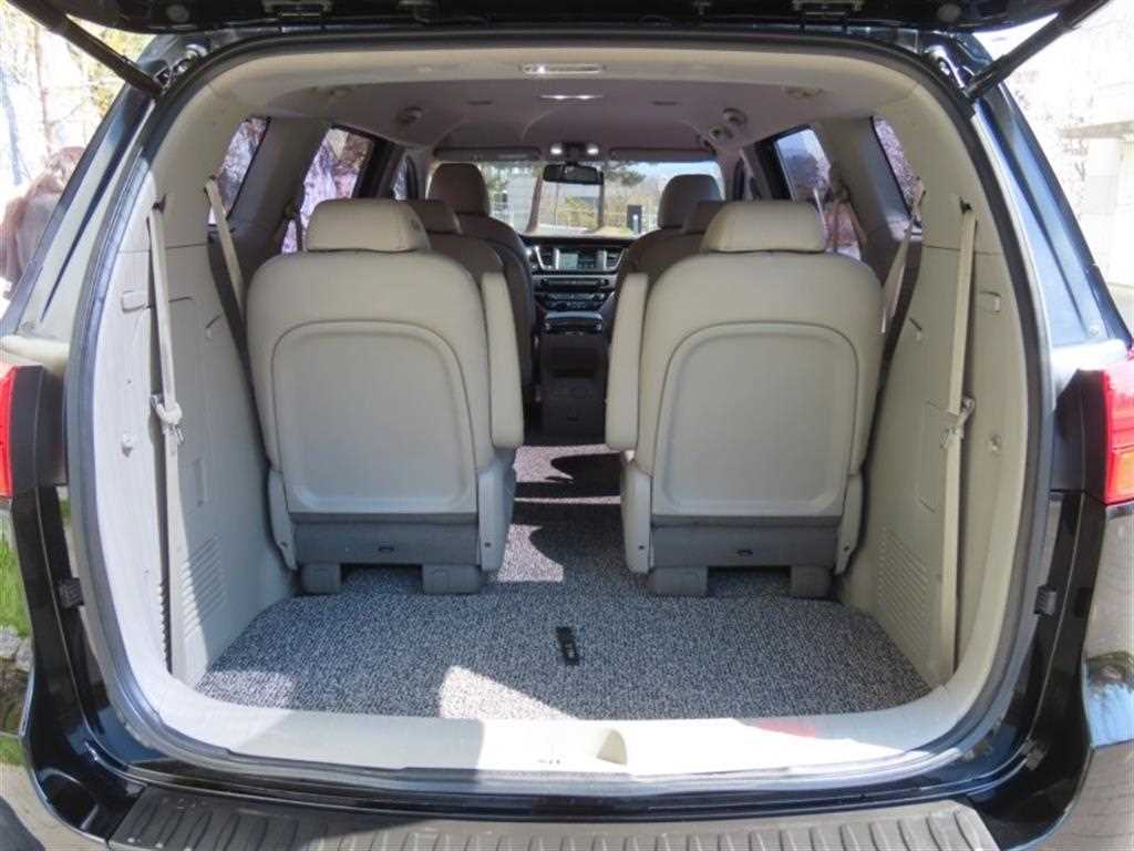 KIA Carnival 2016 - Importación desde Corea - HF Imports Iquique - Foto 18