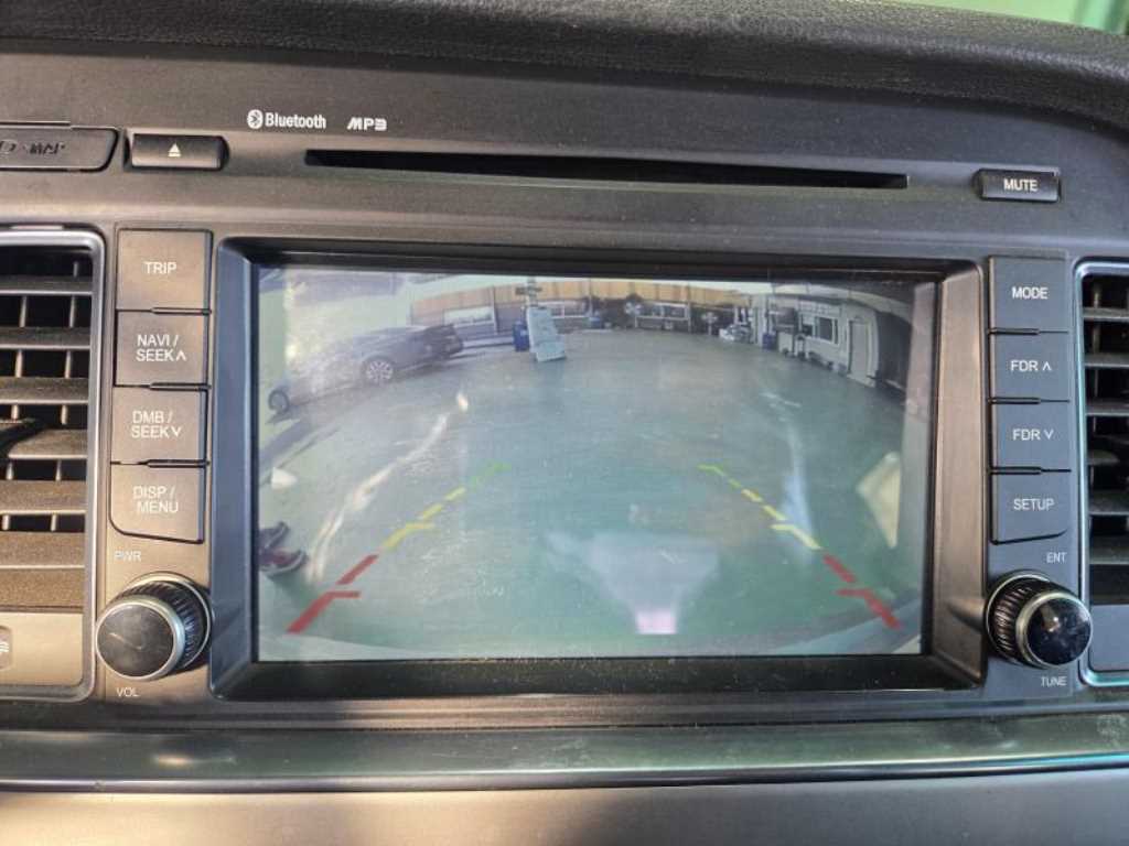 HYUNDAI Sonata - Vista 10