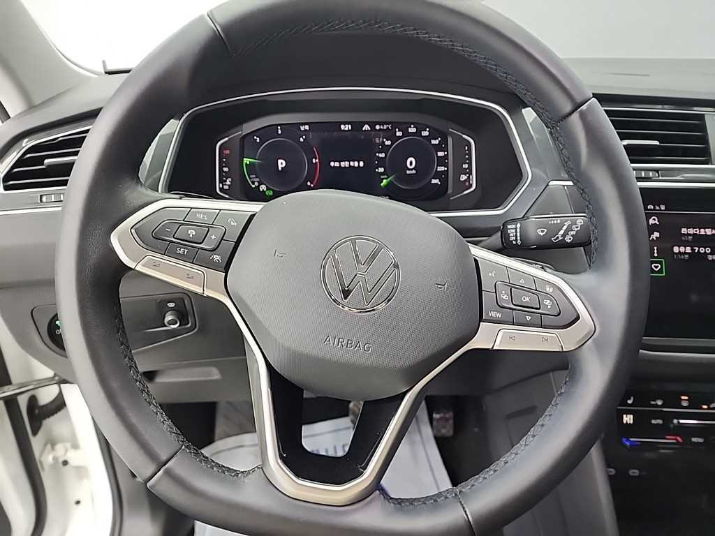 Volkswagen Tiguan - Vista 9