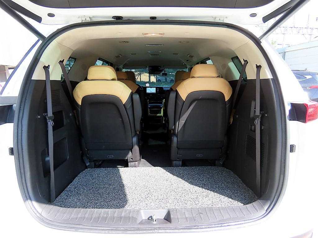 KIA Carnival 2023 Blanco - Importación desde Corea - HF Imports Iquique - Foto 16