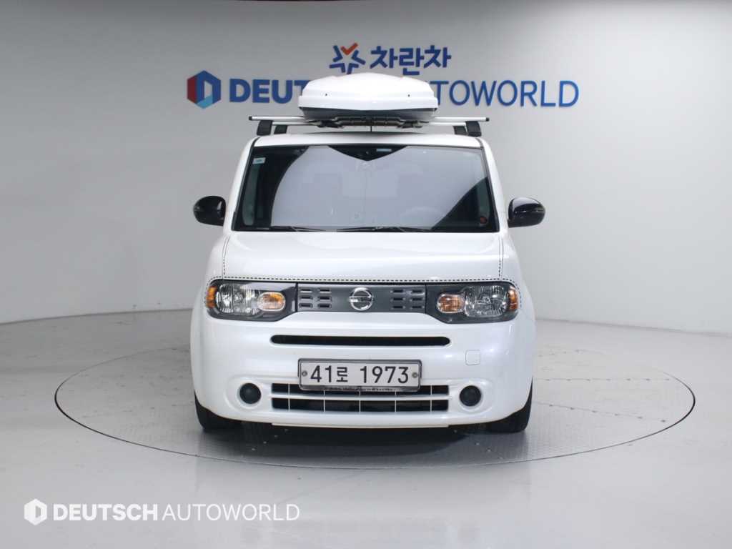 Nissan Cube - Vista 3