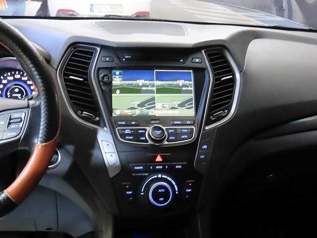 HYUNDAI Santa Fe - Vista 11