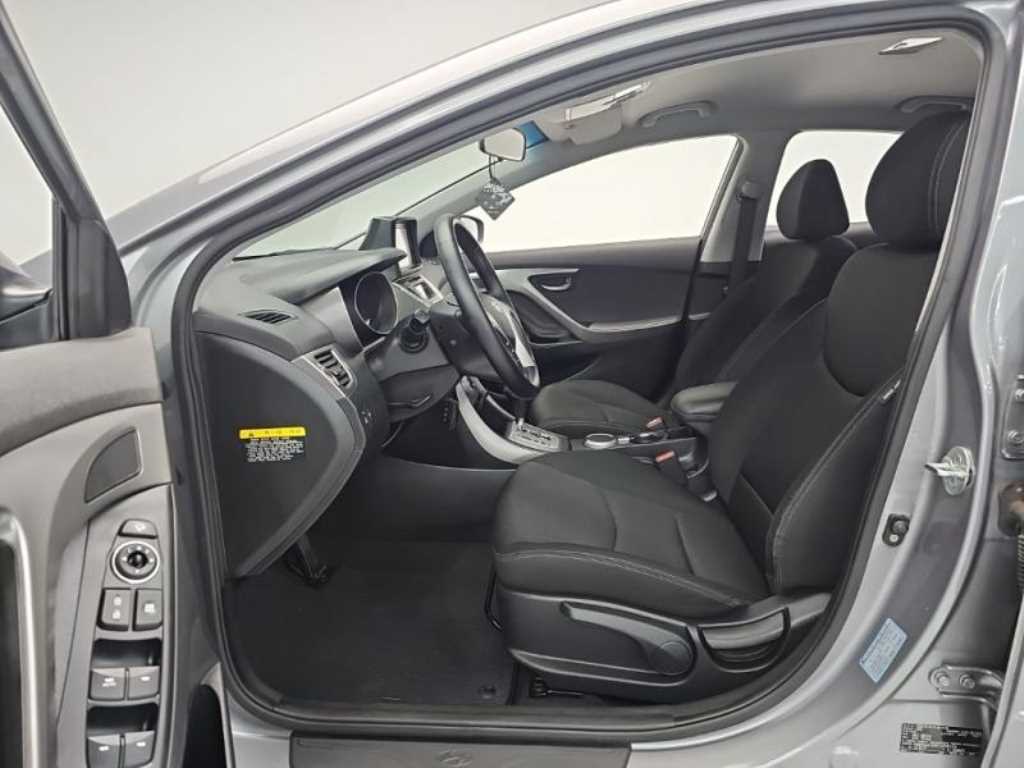 HYUNDAI Avante 2012 Gris - Importación desde Corea - HF Imports Iquique - Foto 14