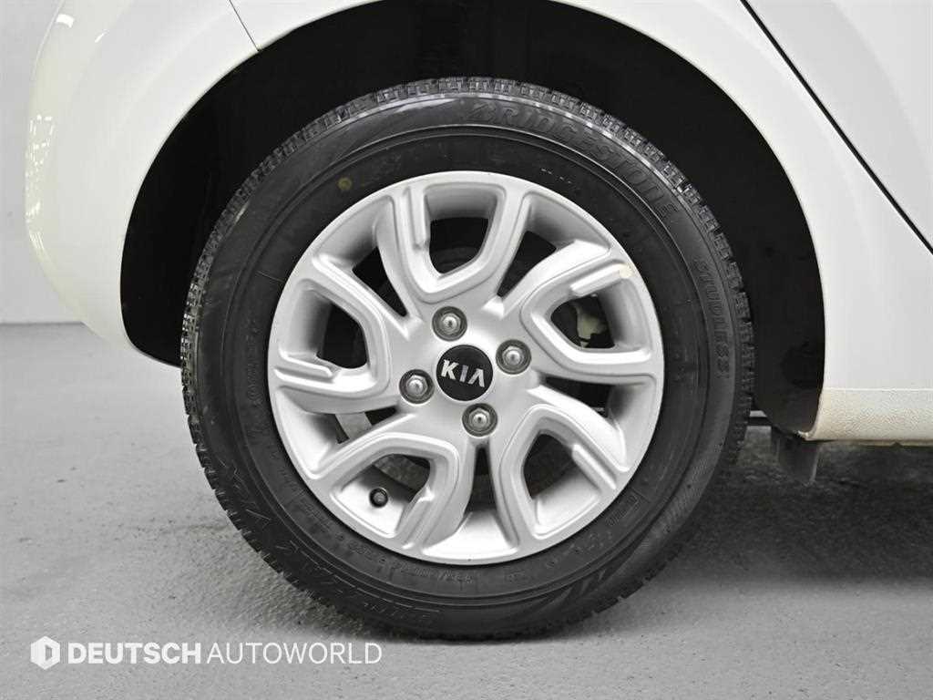 KIA Morning - Vista 5