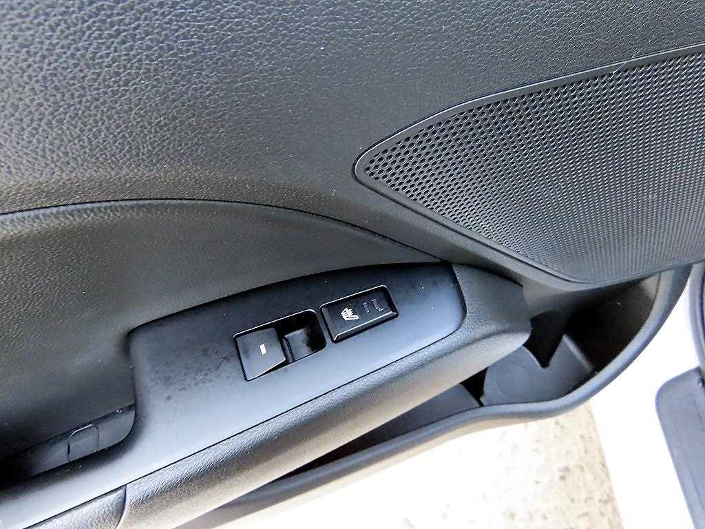 HYUNDAI Avante 2017 Blanco - Importación desde Corea - HF Imports Iquique - Foto 17