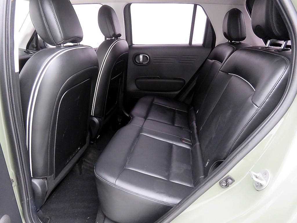 HYUNDAI Casper - Vista 7