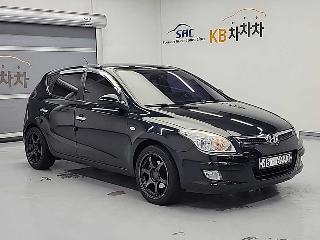 HYUNDAI i30 - Vista 4