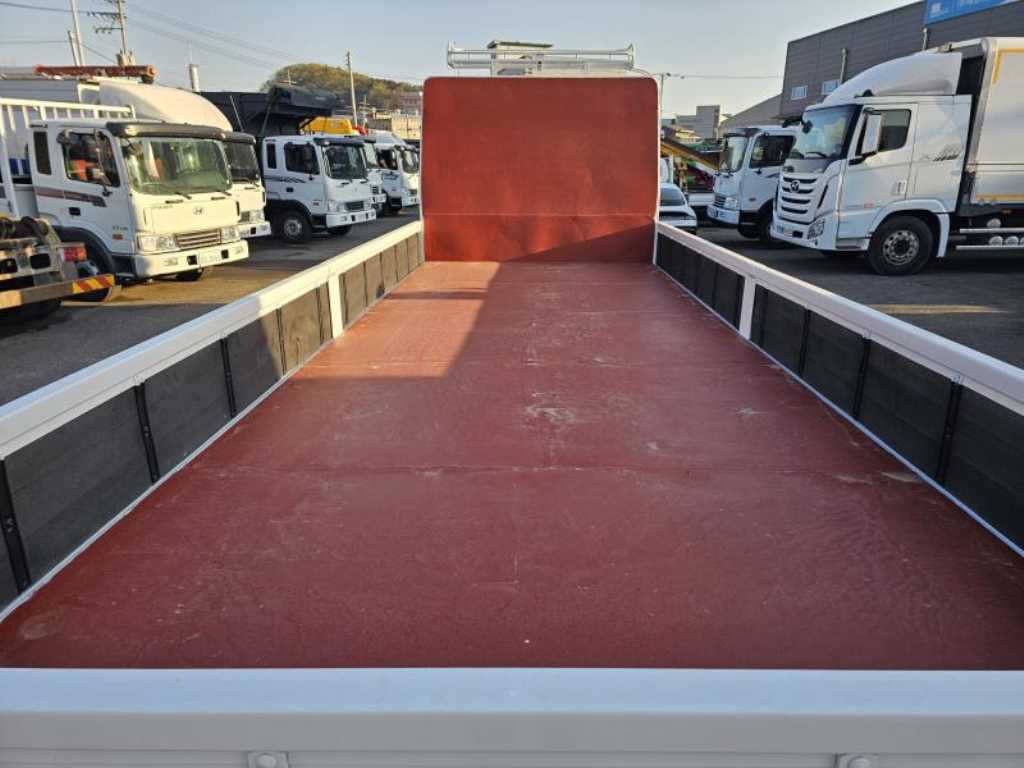 medium and large cargo Cargo 2011 Blanco - Importación desde Corea - HF Imports Iquique - Foto 13