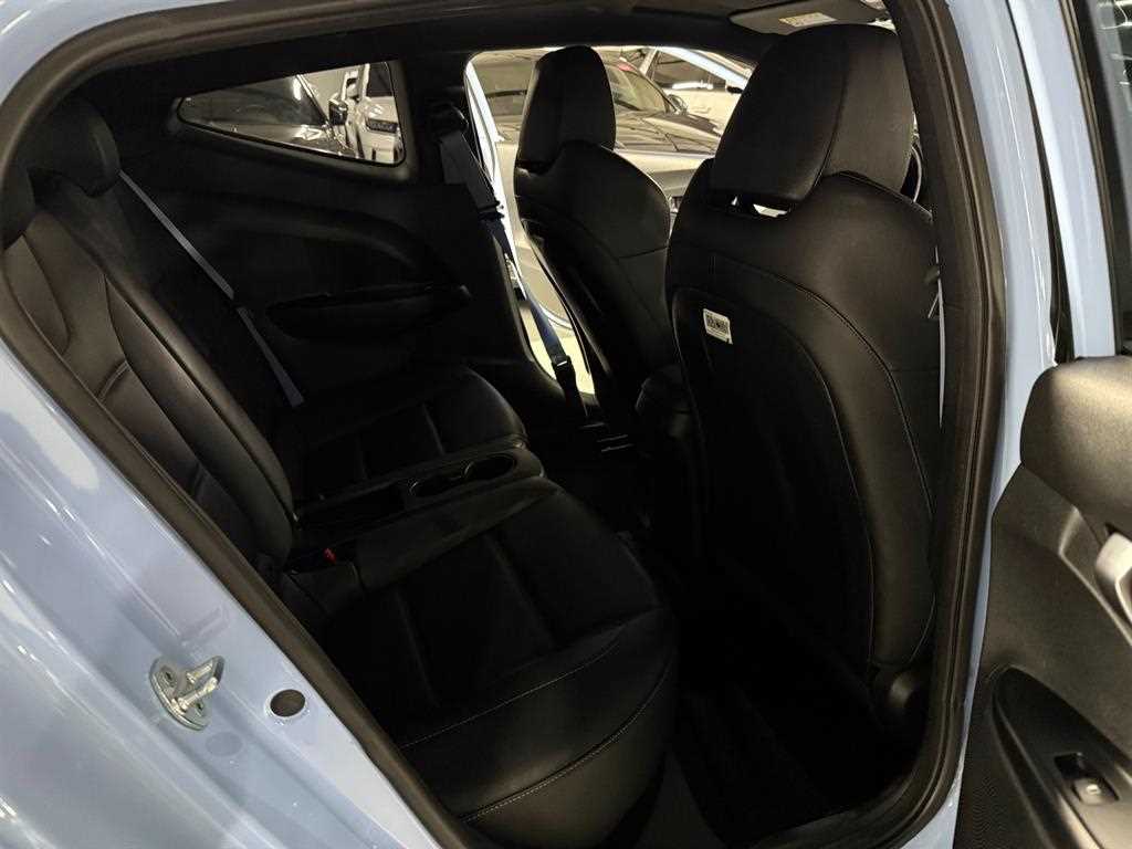 HYUNDAI Veloster - Vista 10