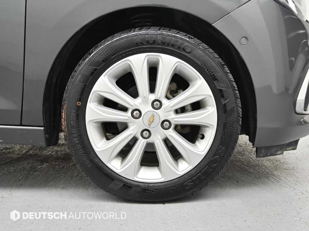 Chevrolet Spark - Vista 5