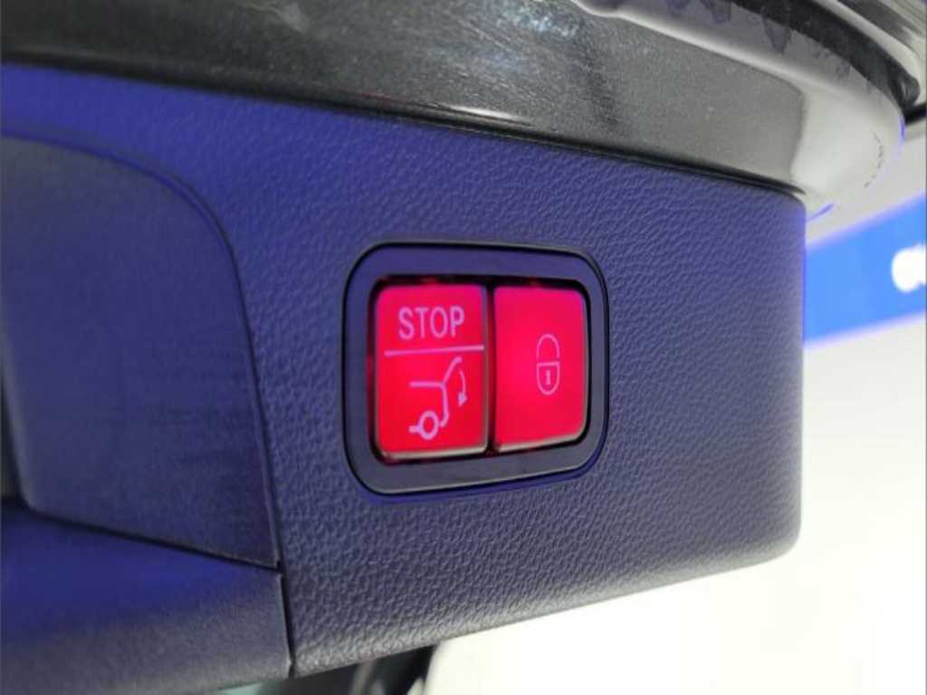 Mercedes Benz GLC Class - Vista 9