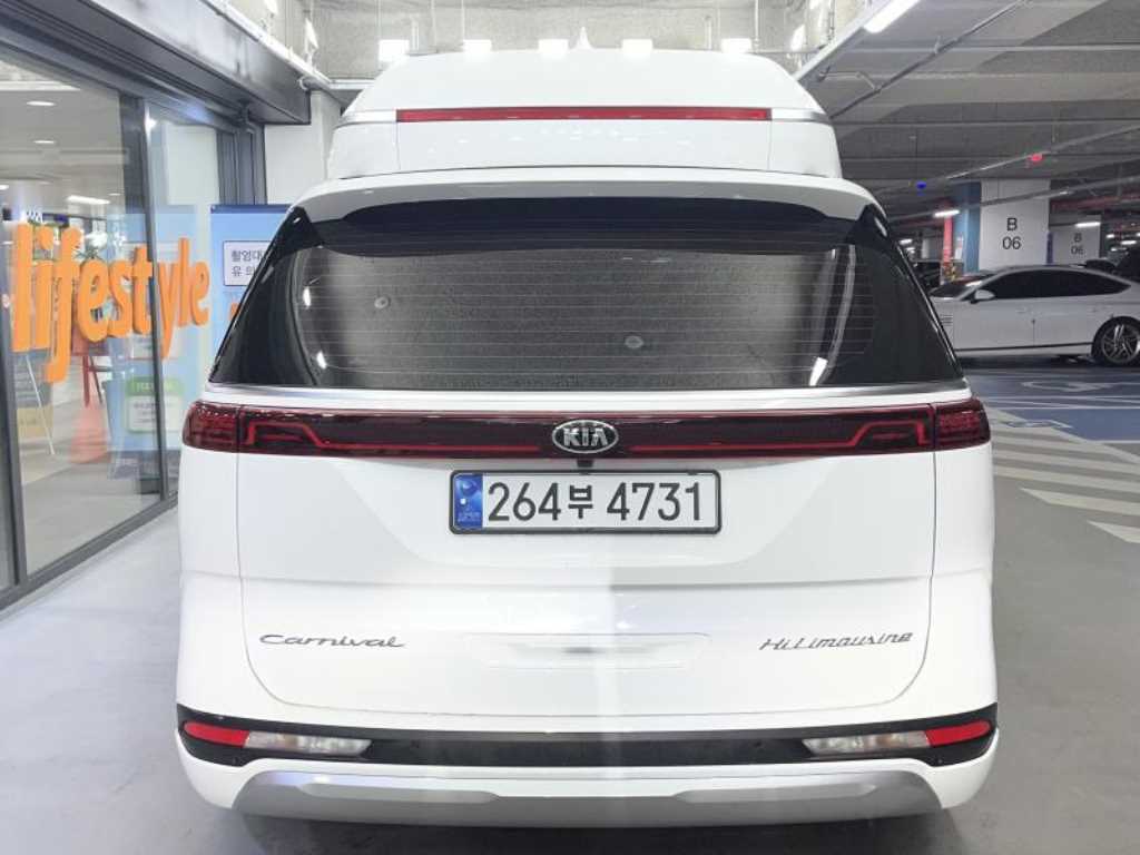 KIA Carnival - Vista 5