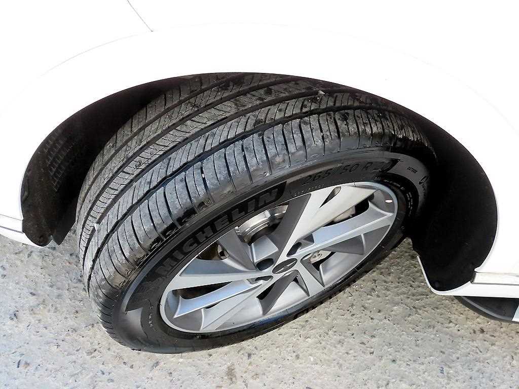 Genesis GV80 2025 Blanco - Importación desde Corea - HF Imports Iquique - Foto 20