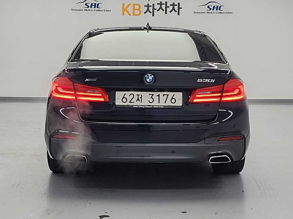 BMW 5 Series - Vista 3