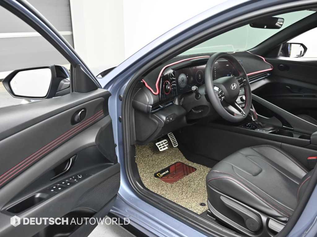 HYUNDAI Avante - Vista 11