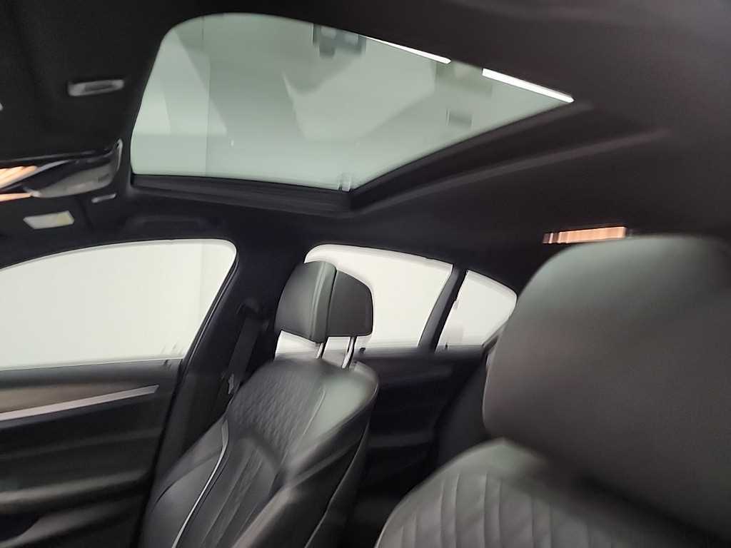 BMW 5 Series 2018 Negro - Importación desde Corea - HF Imports Iquique - Foto 14