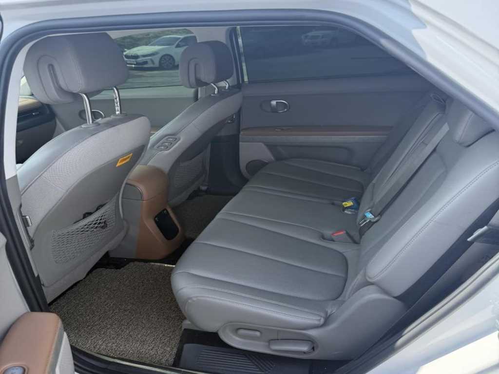 HYUNDAI Ioniq 5 - Vista 6